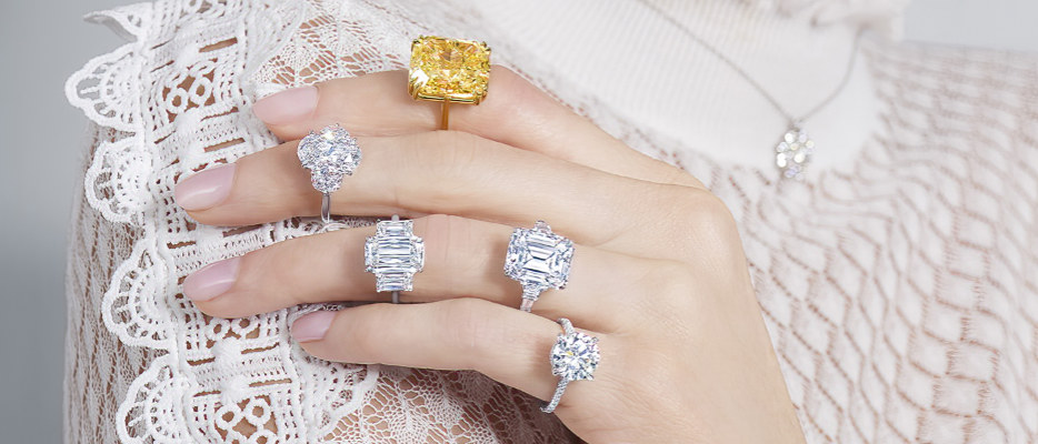 What is a Solitaire Setting? - GIA 4Cs